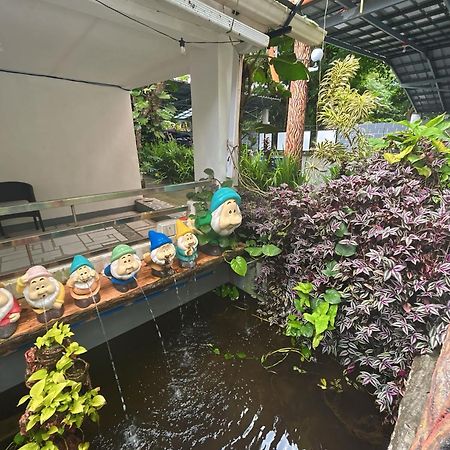 Purple Orchid Bed And Breakfast Tagaytay City Eksteriør bilde